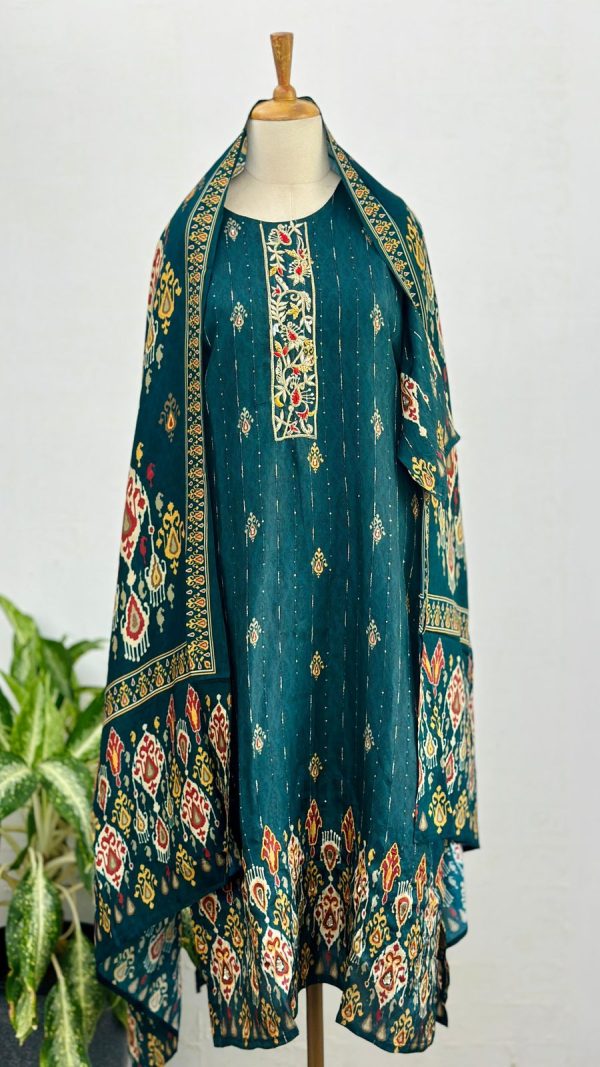 Premium Three Pices - Image 2